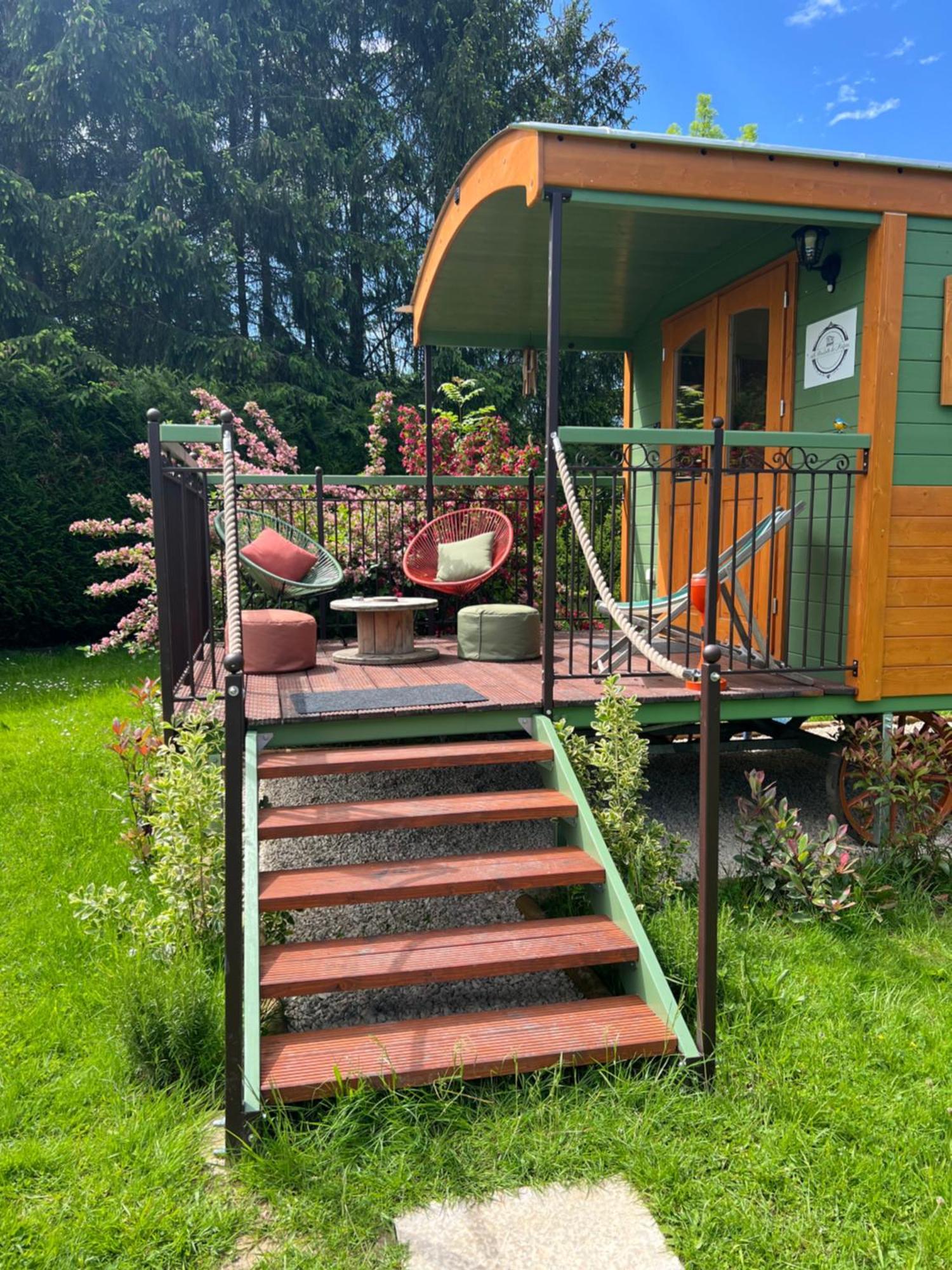 La Roulotte Deluxe De Malpas Bed and Breakfast Quingey Eksteriør billede